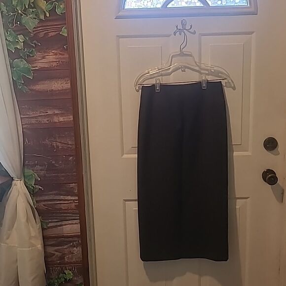 Ladies Size 10 Jones New York Grey Wool Wrap-Around Maxi Skirt - Picture 2 of 5